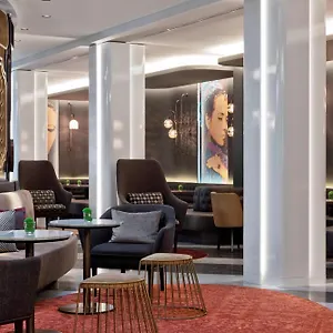 4* Hotell Renaissance Schoenbrunn