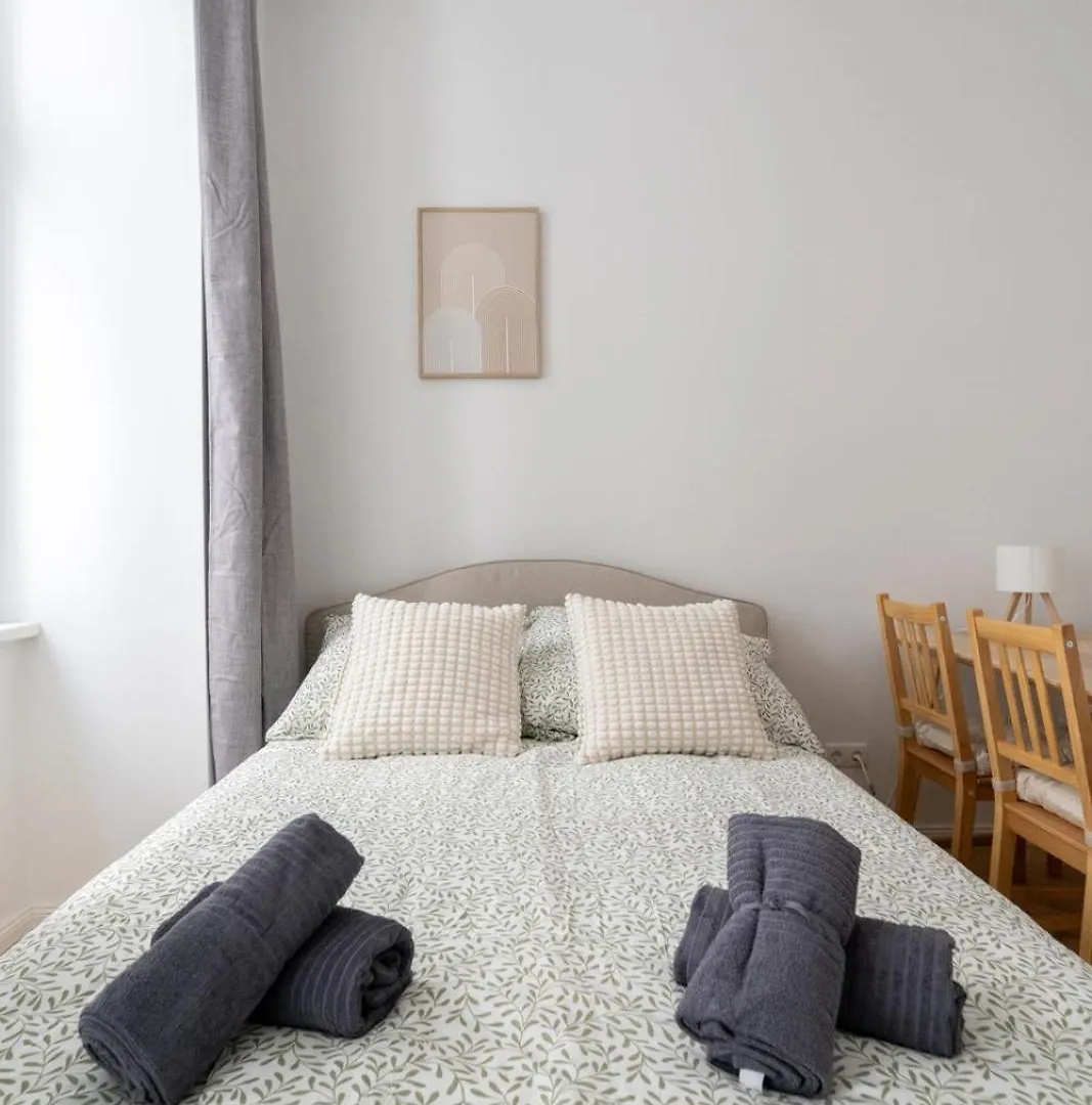 Central Premium Apartment With Balcony Vienna