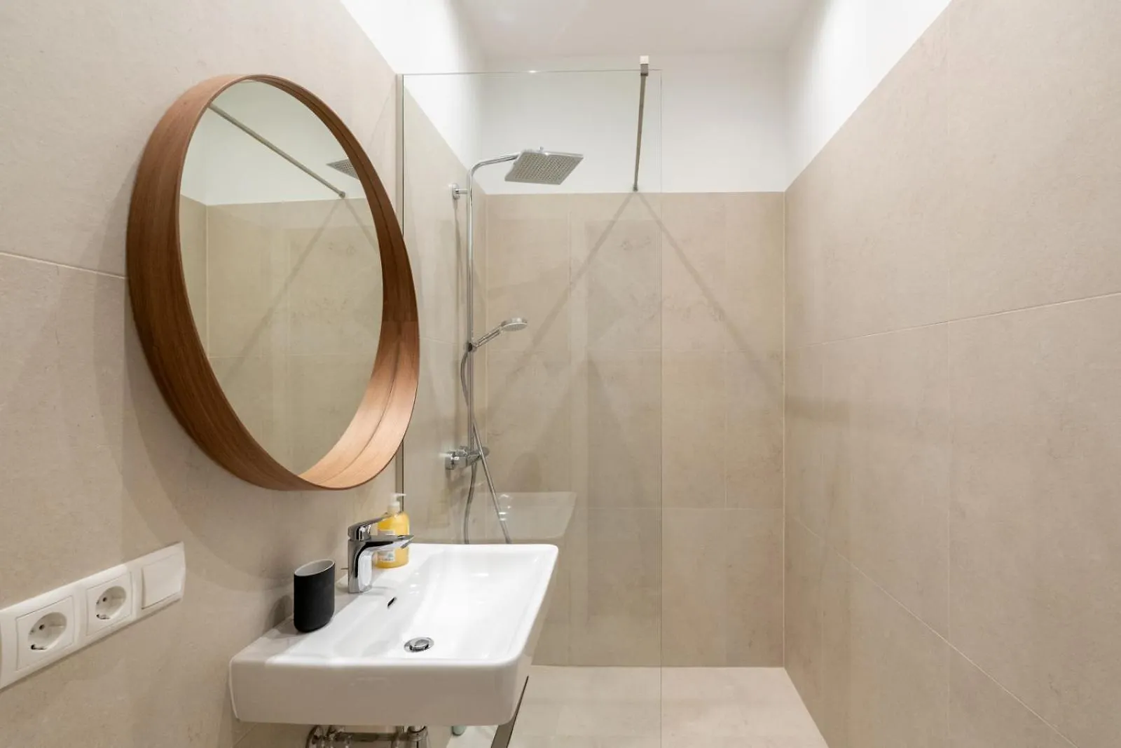 Central Premium Apartment With Balcony Vienna