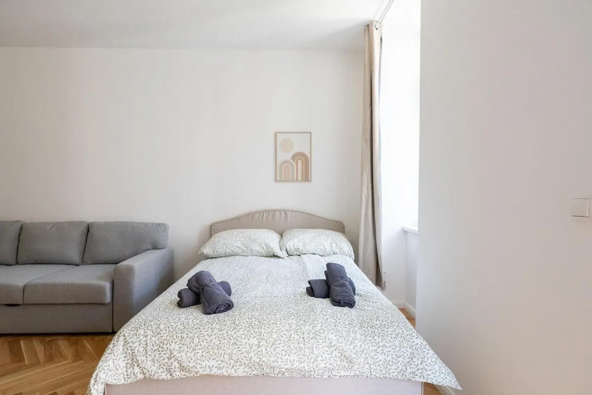 Central Premium Apartment With Balcony Vienna