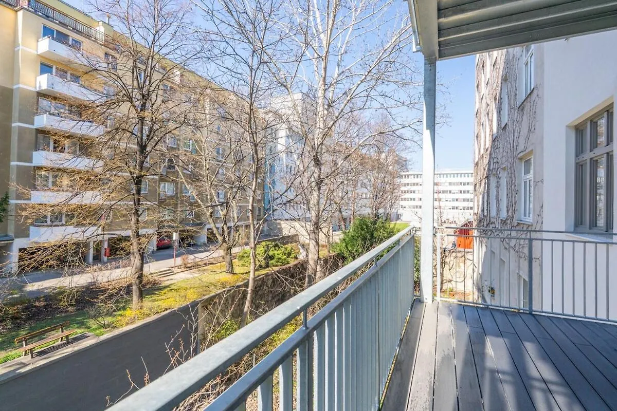 Central Premium Apartment With Balcony Vienna